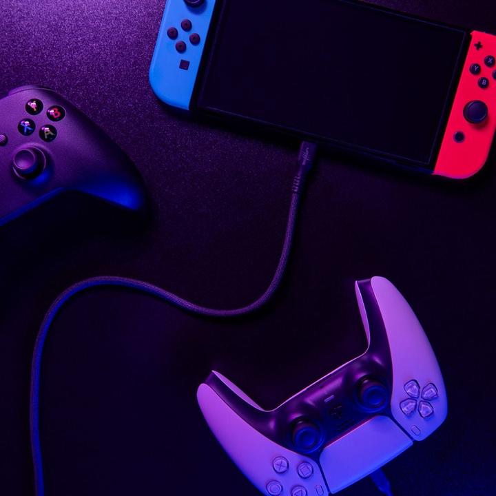 Actual product image Urage USB-C cable, uFlex, USB-C plug - USB-C plug, mesh, 3 m, black (3 m, USB 2.0)