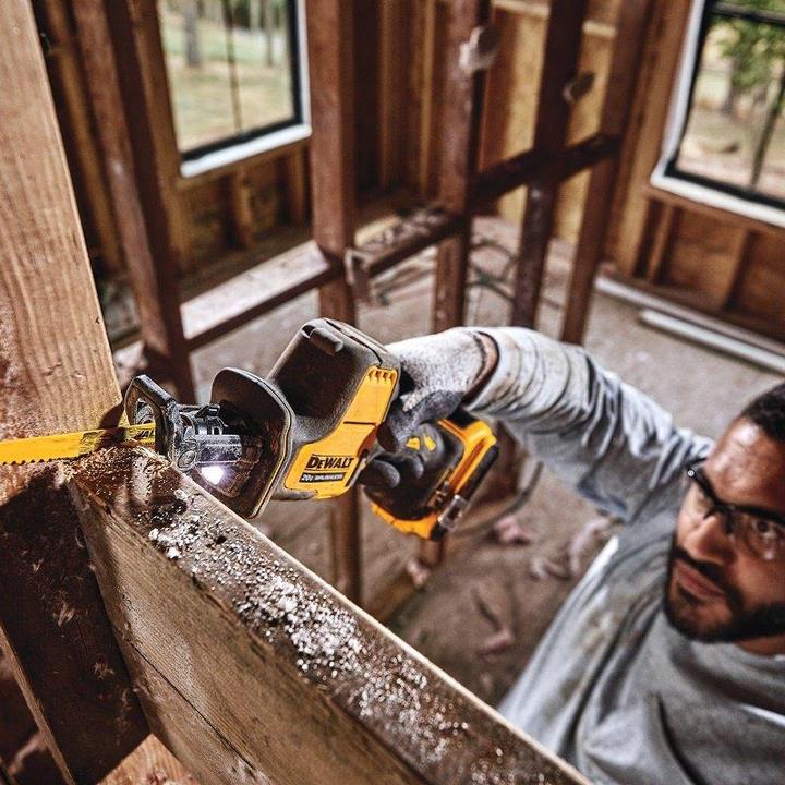 Actual product image DeWalt DCS 369