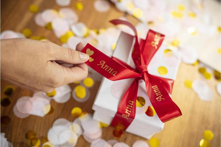 Produktbild Brother P-Touch (2.40 cm, Rot)