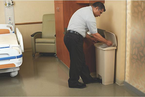 Image du produit Rubbermaid Poubelle à pédale (50 l)