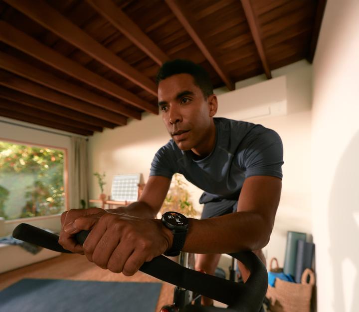 Produktbild Amazfit Active Max Black, W2556GL1N