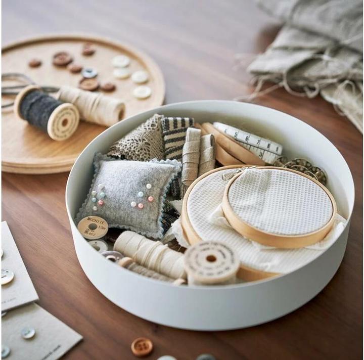 Actual product image Yamazaki Round storage box with lid RIN (6 x 22 x 6 cm, 4.32 l)