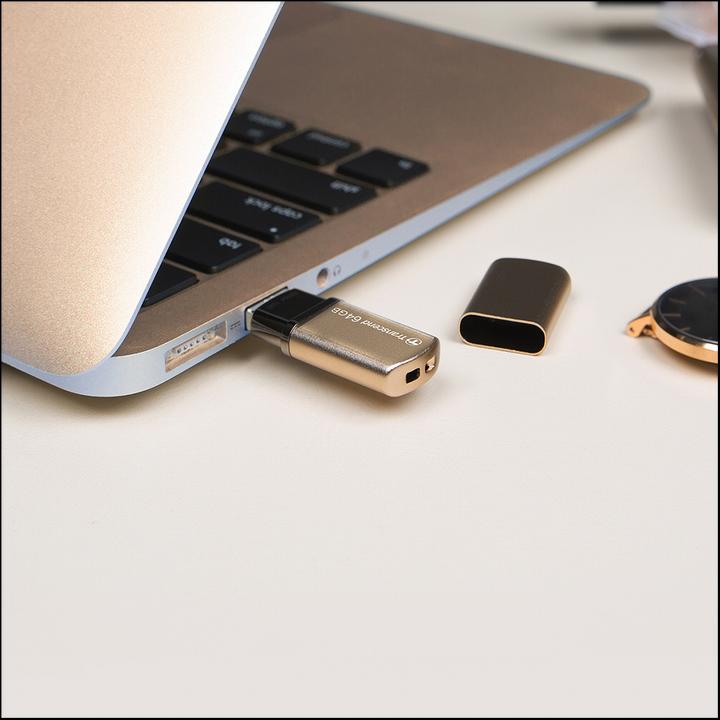 Actual product image Transcend JetFlash 820 128GB USB 3.1 Gen 1 (128 GB)