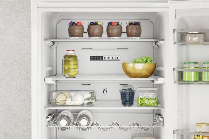Actual product image Whirlpool W7X 93A W (367 l)