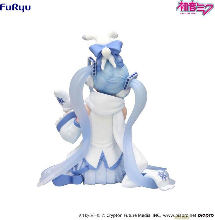 Actual product image Furyu Hatsune Miku Noodle Stopper PVC Statue Snow Miku Sky Town 10th Ver. 15 cm