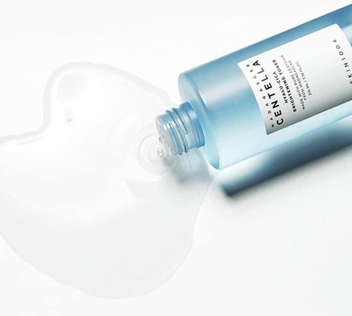 Actual product image Skin1004 Hyalu-Cica Brightening Toner (Face toner, 210 ml)