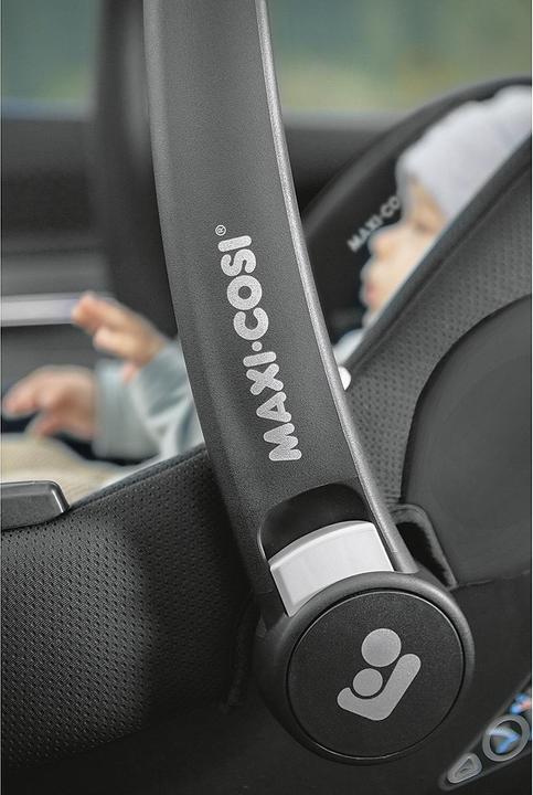 Actual product image Maxi-Cosi CabrioFix I-Size Essential Black (Baby car seat, ECE R129/i-Size Standard)