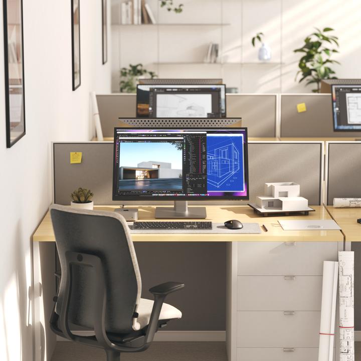 Actual product image Alogic Clarity 6K Touch 32C6KPDTF (6016 x 3384 pixels, 32")