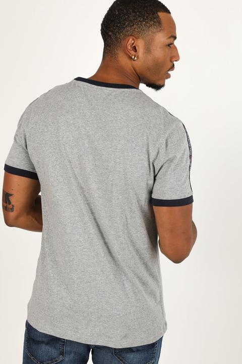 Actual product image Tommy Hilfiger tee (50, M)