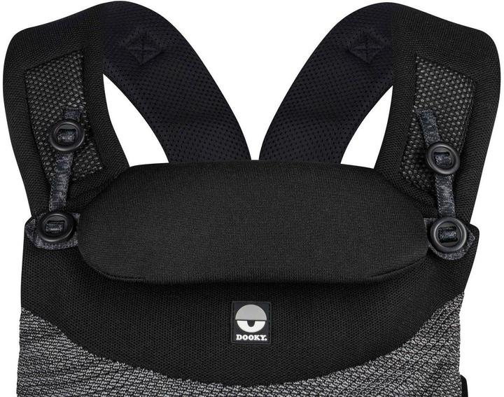 Productafbeelding Dooky Terra Nova stretch gebreide draagzak zwart