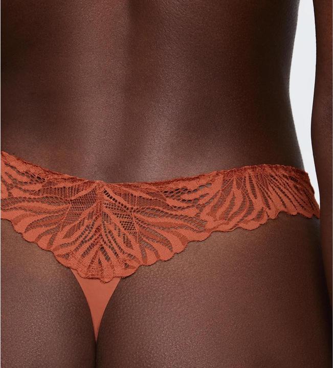 Produktbild Triumph String Red Label Pretty Micro (XL, Einzelpack)