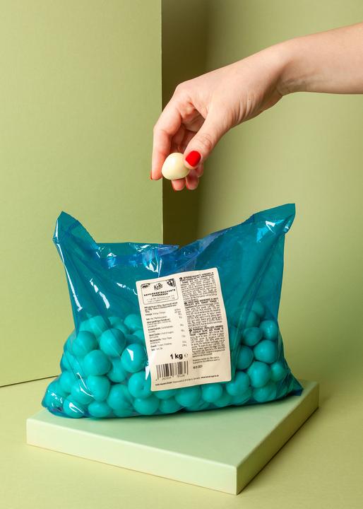 Produktbild KoRo Gefriergetrocknete Himbeeren in weisser Schokolade (1000 g)