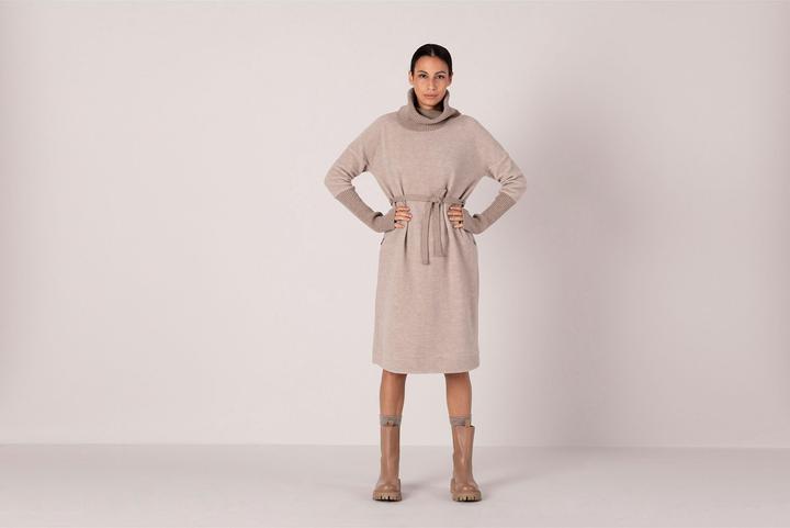 Actual product image Jeanne Baret Wallis (L)