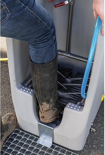 Actual product image Cemo Premium boot cleaner with collection tray