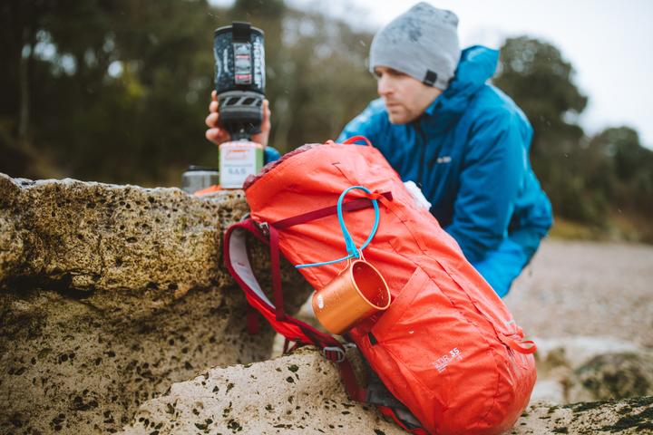 Actual product image HipLok Z Locomotive (40 cm)