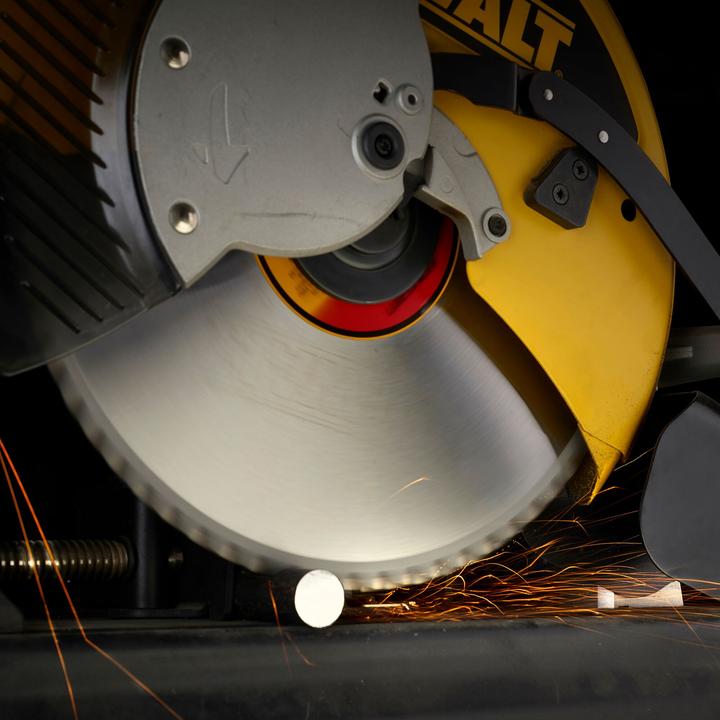 Actual product image DeWalt Metal Circular Saw Blade 355/25.4 66TFZ +1.5°