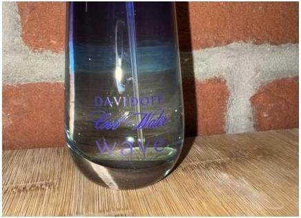 Produktbild Davidoff Cool Water - Woman Wave Eau de Toilette (Eau de Toilette, 50 ml)