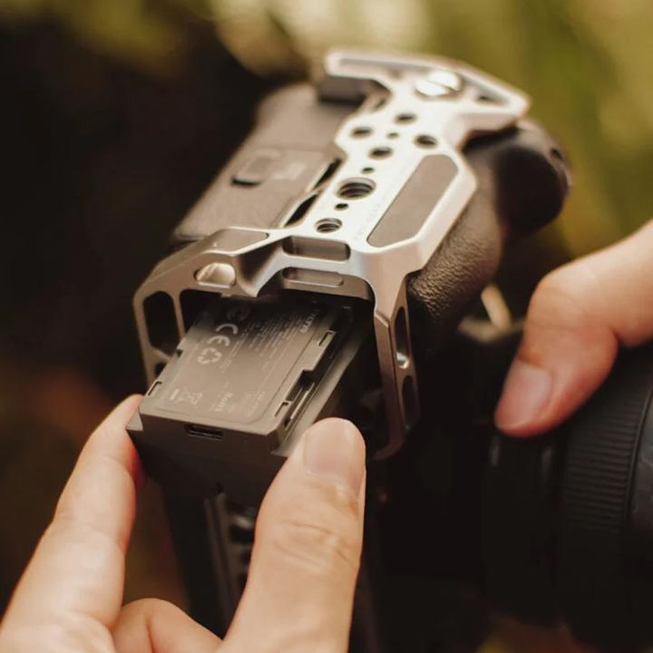 Actual product image Tilta NP-FZ100 (Camera battery)