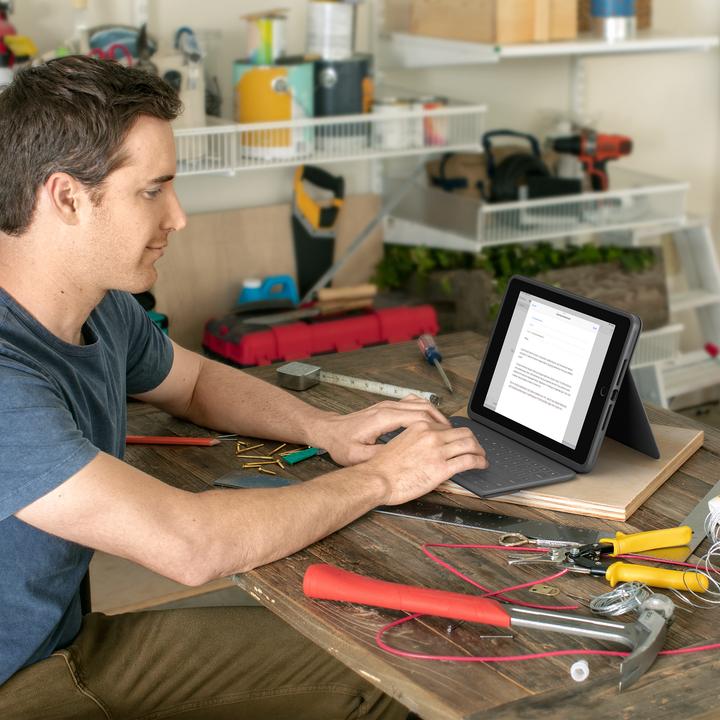 Produktbild Logitech Rugged Folio (CH, iPad 2021 (9. Gen), iPad 2019 (7. Gen), iPad 2020 (8. Gen))