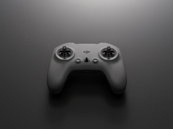 Immagine prodotto DJI Controllore remoto FPV 3 (Telecomando per drone, DJI Avata 2, Occhiali DJI 3)