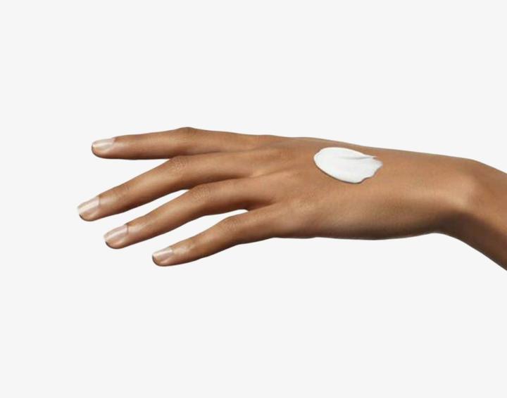 Actual product image Clarins Hand & Nail Treatment Balm (100 ml)