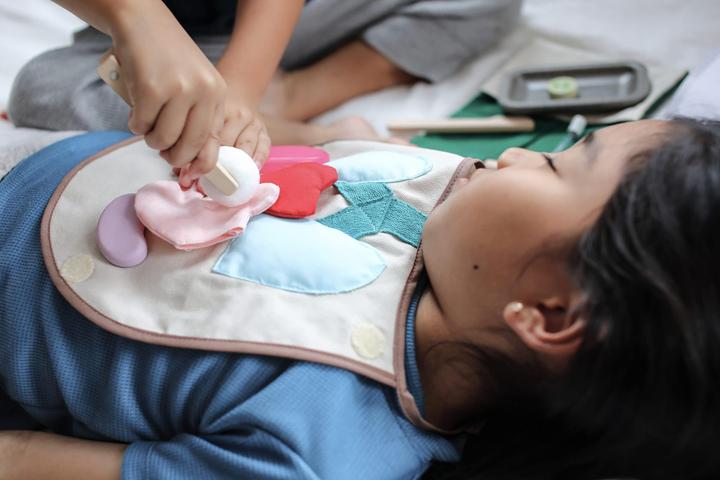 Produktbild Plantoys Chirurgen-Spielset