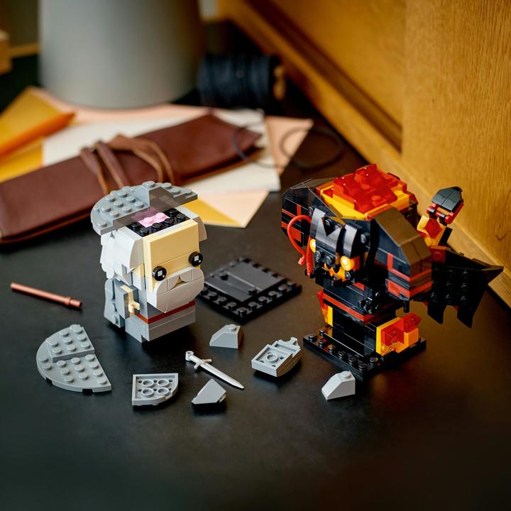 Produktbild LEGO Gandalf der Graue und Balrog (40631, LEGO Brickheadz)