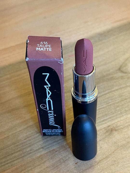 Actual product image MAC Cosmetics Macximal Silky Matte Lipstick Soar (Soar)