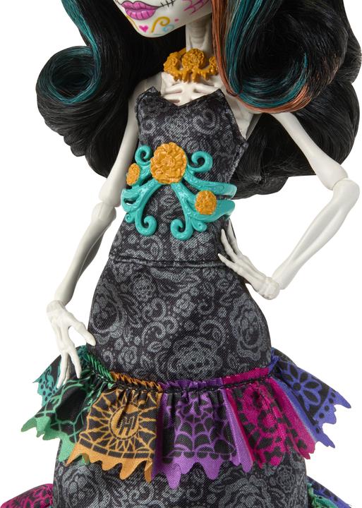 Actual product image Monster High Skelita