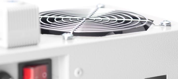 Produktbild Digitus Lüftermodul für IP55 Wandgehäuse 1 Lüfter Thermostat Schalter gefiltert