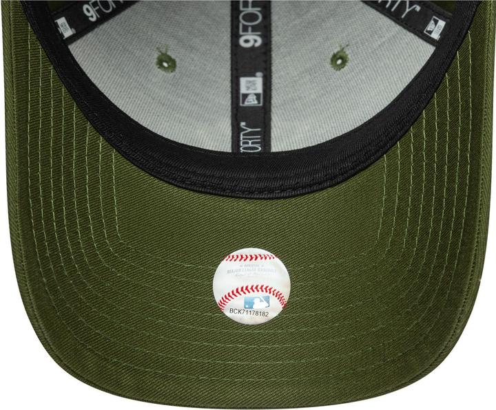 Produktbild New Era 9Forty Strapback Cap - New York Yankees Oliv