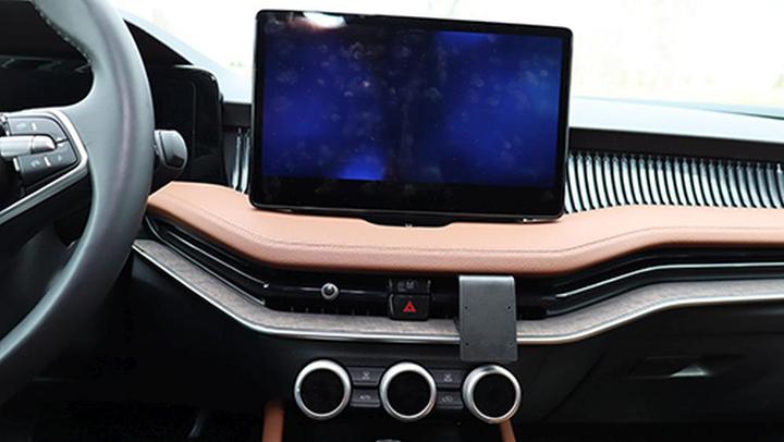 Actual product image Brodit ProClip Skoda Superb 24-25