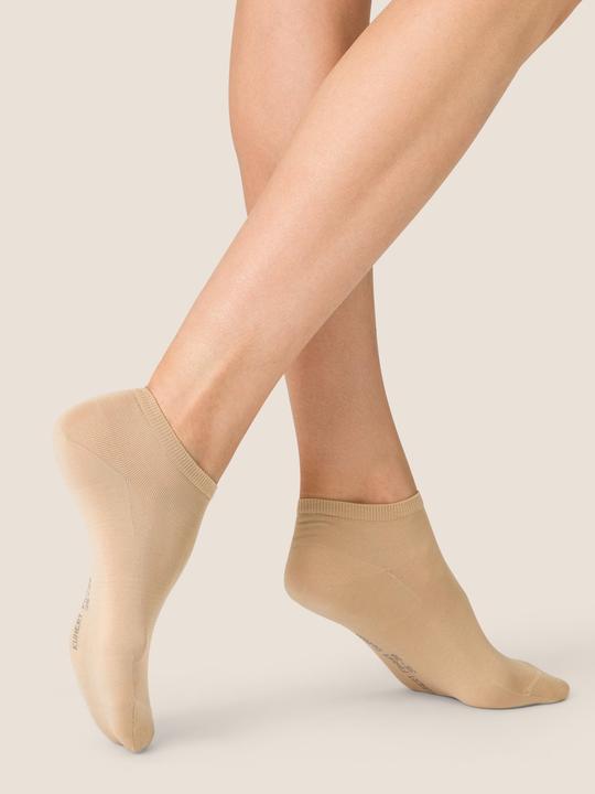 833 beige