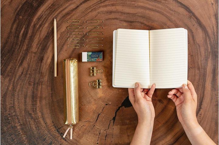 Actual product image Clairefontaine Gaïa bleu, Stationer y kit 18,5x19,3 cm (A5, Lined, Soft cover)