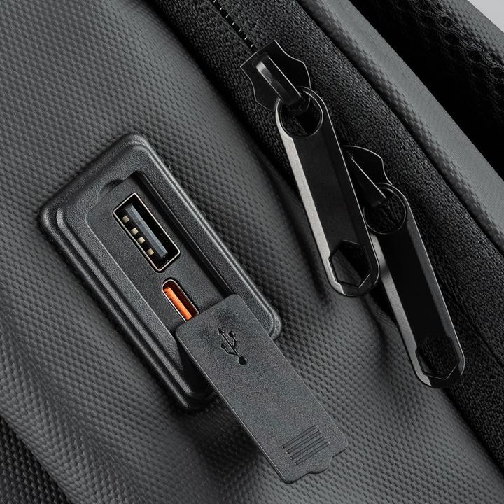 Produktbild Qualo Backpacks Laptop backpack Ultimate Line USB-C 15.6 Black