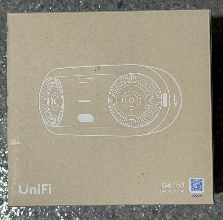 Actual product image Ubiquiti G6 180 (7680 x 2160 pixels)
