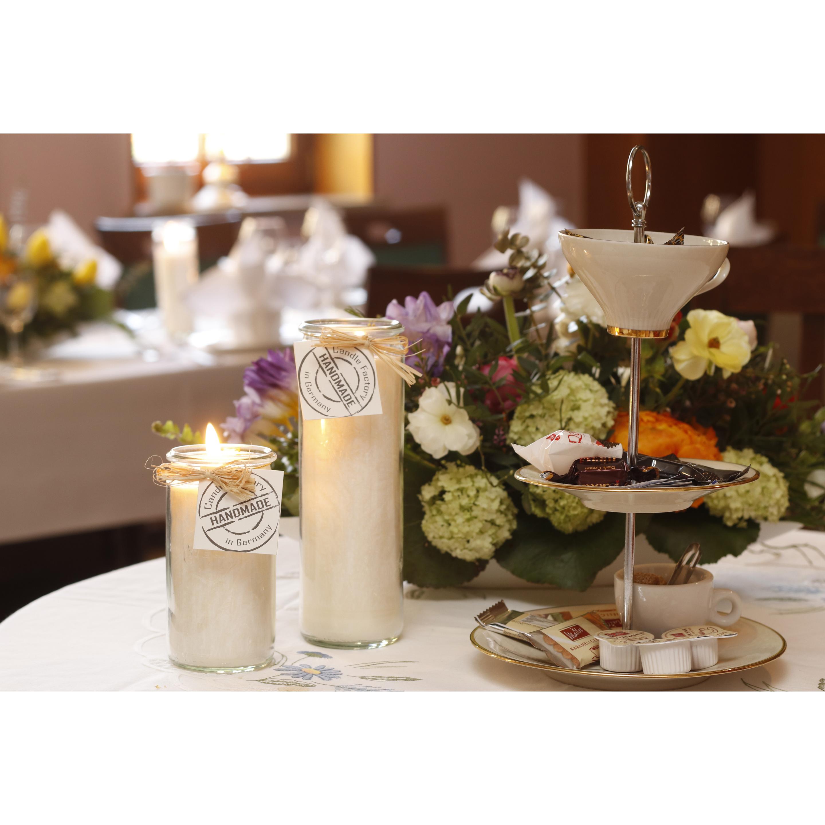 Candle Factory Big Jumbo White Christmas buy at Galaxus - Main Image