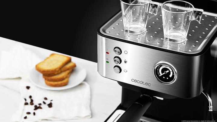 Actual product image Cecotec Cumbia Power Espresso 20 Barista Aromax Coffee Maker Professionale