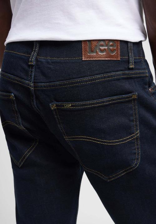 Actual product image Lee Extreme Motion Slim Mvp (W42/L32)
