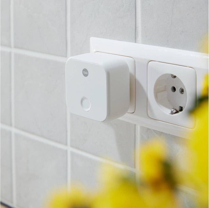 Actual product image Yale Linus Connect