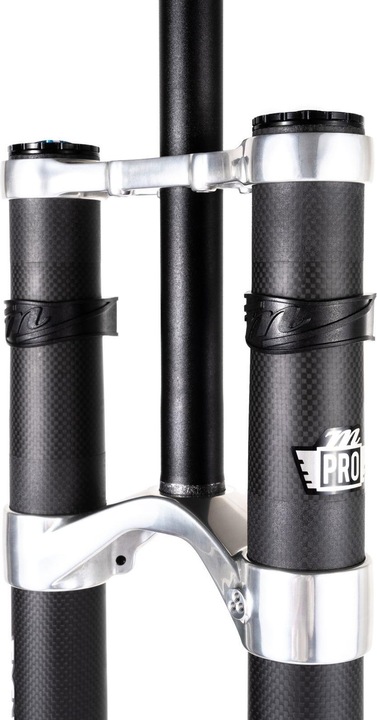 Actual product image Manitou Dorado Pro (203 mm, Air)