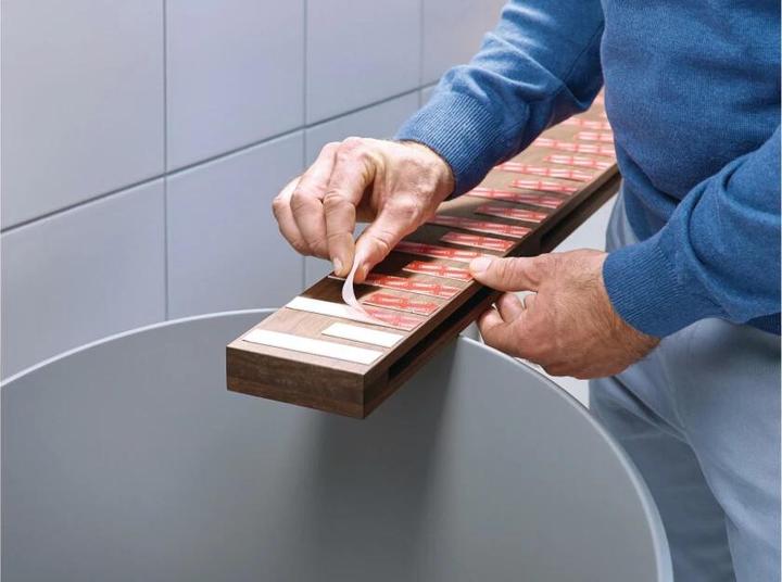 Produktbild tesa Powerbond doppelseitiges Montageband für Fliesen & Metall (19 mm)