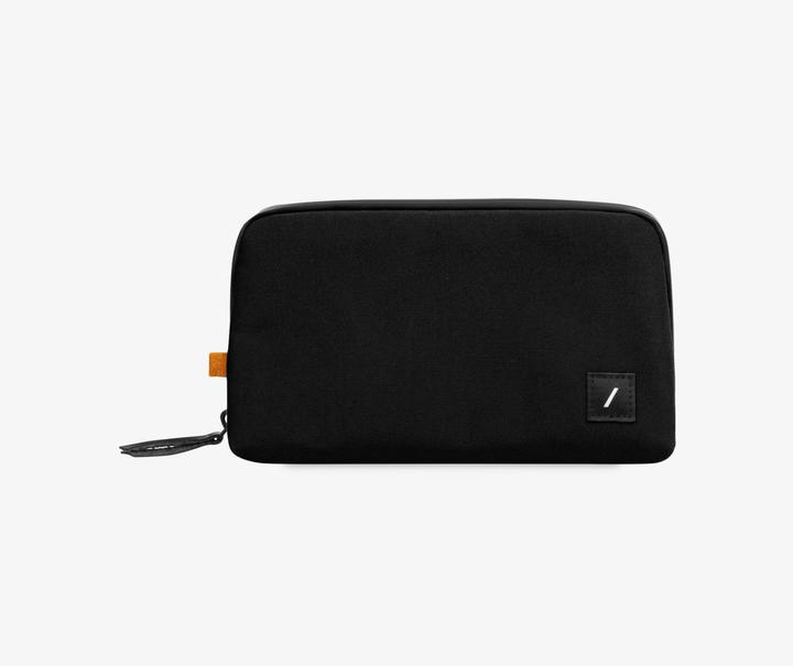 Actual product image Native Union W.F.A Stow Lite Organizer -tarvikepussi, musta