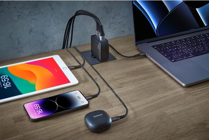 Actual product image Intenso Adapter + Cable Set W140A3C + C520C (140 W, 4 ports)