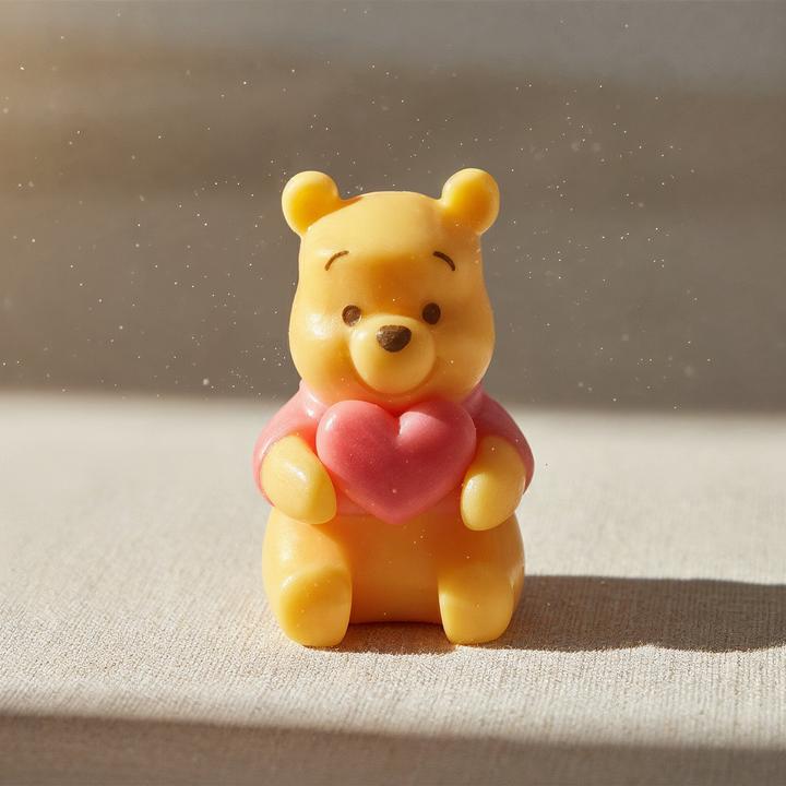 Immagine prodotto Disney L'orso Pooh abbraccia il cuore di sapone (Sapone duro)