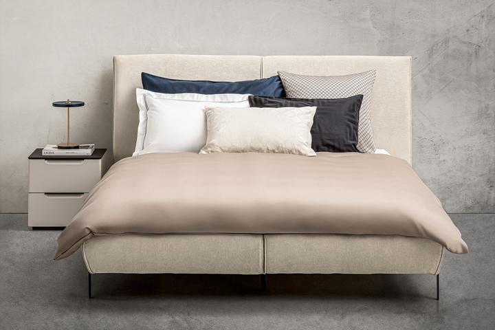 Actual product image Hermes (240 x 240 cm)