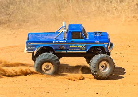 Immagine prodotto Traxxas BIGFOOT ORIGINAL NO.1 1/10 2WD HD BL-2S MONSTER-TRUCK RTR (RTR pronto all'uso)