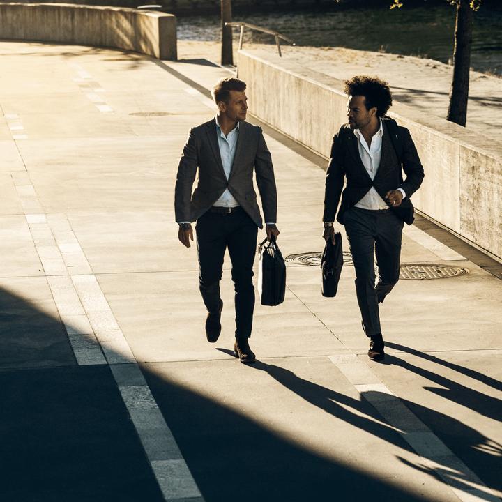 Actual product image Thule Crossover 2 (13.30", Universal)