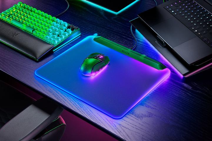 Actual product image Razer Firefly V2 Pro - Phantom Green Ed. (M)