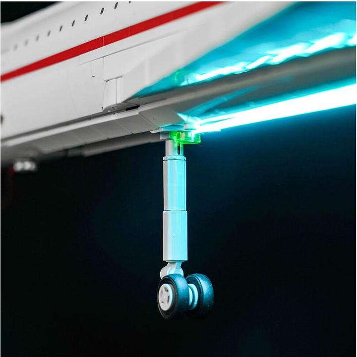 Image du produit BrickBling Kit d'éclairage LED pour LEGO Concorde (10318)